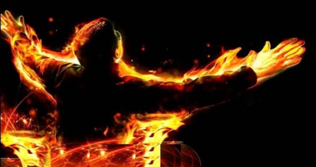 '(...)Tende cuidado, para que ninguém vos faça presa sua, por meio de filosofias e vãs sutilezas, segundo a tradição dos homens, segundo os rudimentos do mundo, e não segundo Cristo'; Colossenses 2:8